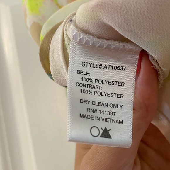 ASTR The Label - 💛 NEON Splash Floral Tank - Picture 8 of 8